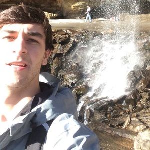 Meet your Posher, Micah